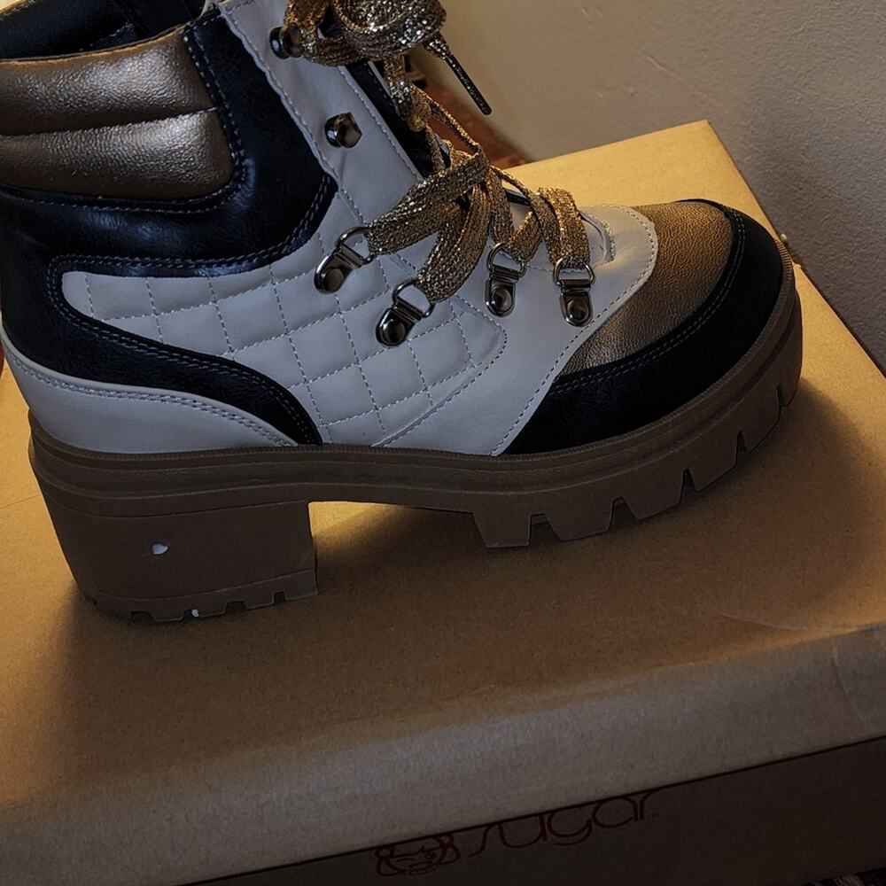 SUGAR NWT CALLING HIKER BOOTS - Picture 5 of 13